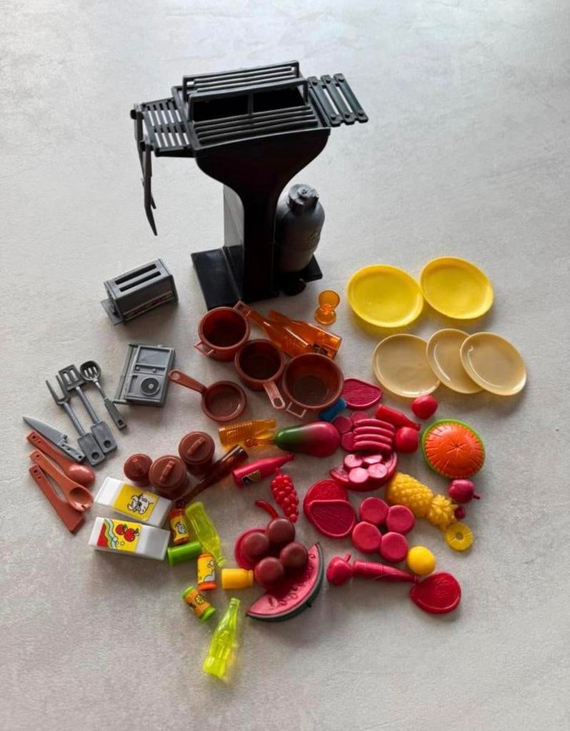 Barbie bbq etenswaren accessoires keukeb, Ophalen of Verzenden, Gebruikt, Accessoires
