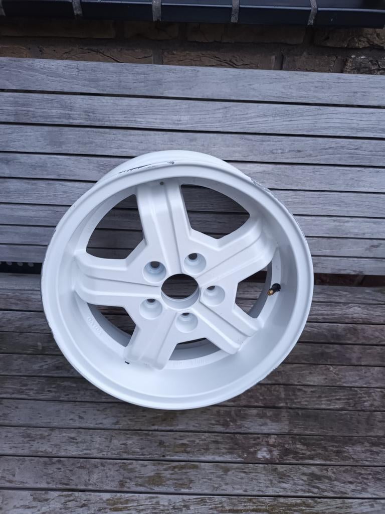 Volvo Virgo Turbo velg, gepoedercoat, beschadigd, Ophalen of Verzenden