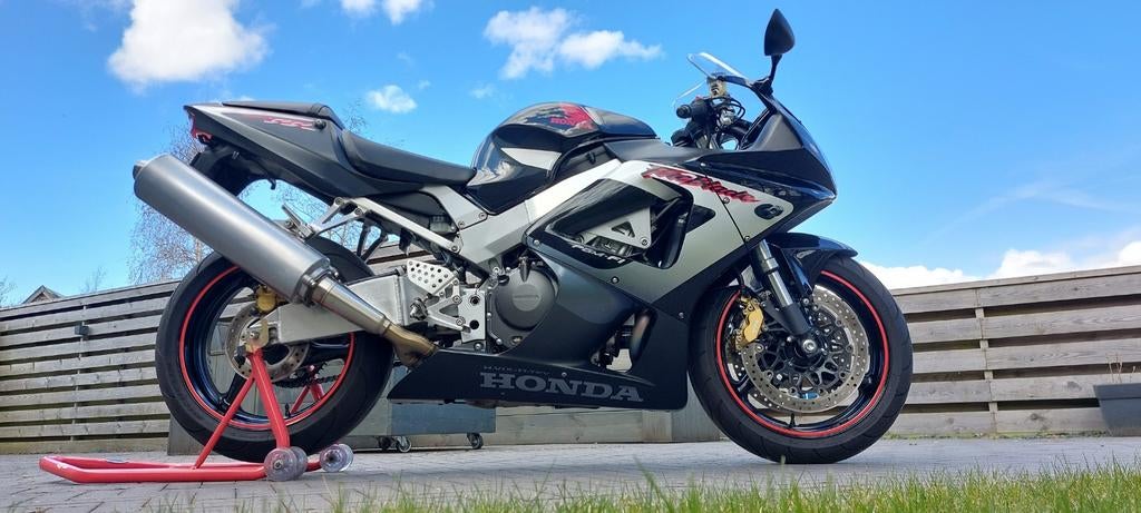 Honda CBR 900RR Fireblade SC44 Zwart/Zilver