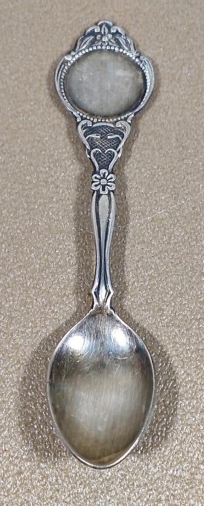 DISNEY LEPELTJE*THEELEPETJE, Ophalen of Verzenden, Gebruikt, Overige typen