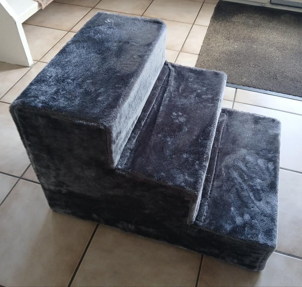 Nieuw. Hondentrapje met Uitwasbare hoes, Ophalen, Nieuw