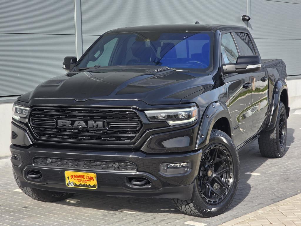 Dodge Ram 1500 LIMITED NIGHT EDITION 4X4 CREW CAB 5.7 LTR V8, Automaat, Achterwielaandrijving, 402 pk, Zwart