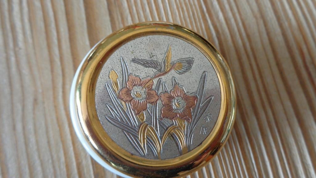 Porselein schaal The Art of Chokin 24 k gold wit met bloemen, Ophalen of Verzenden