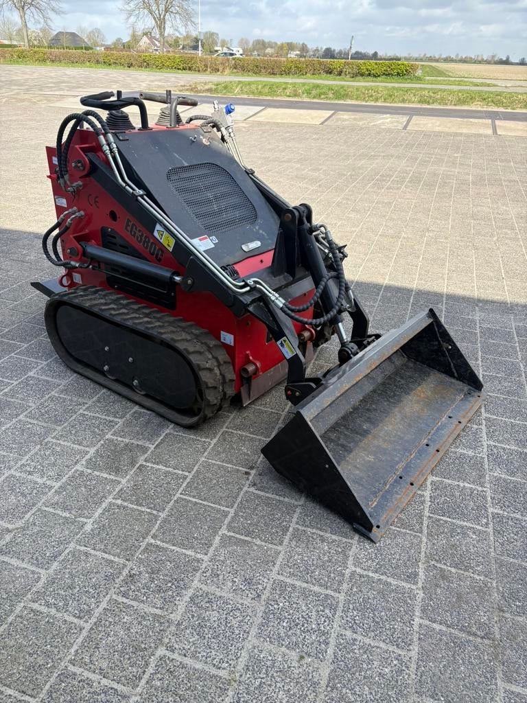 Mini shovel rups, Tuinonderhoud of Snoeiwerk