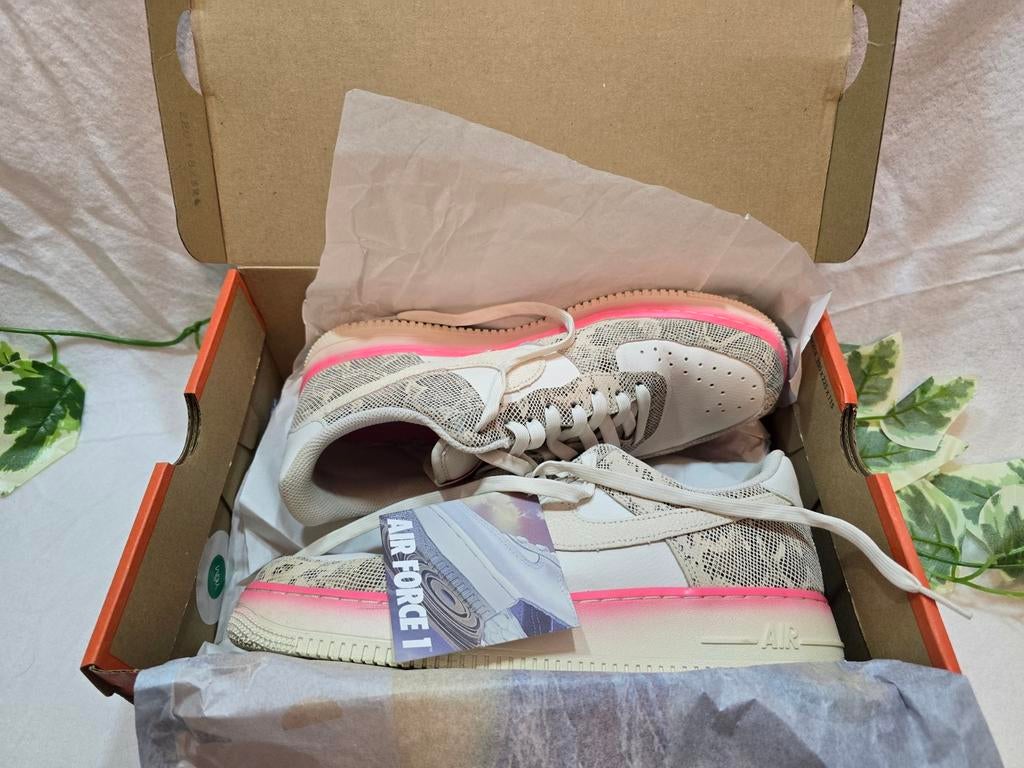 Nike Air Force 1 Low "Pink Nebula Snakeskin", Overige kleuren, Nike, Ophalen of Verzenden, Sneakers of Gympen