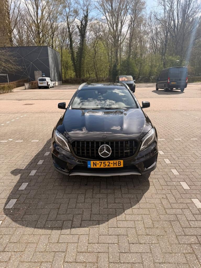 Mercedes-Benz GLA Gla250 4MATIC Zwart, Automaat, 15 km/l, 1800 kg, 4 cilinders