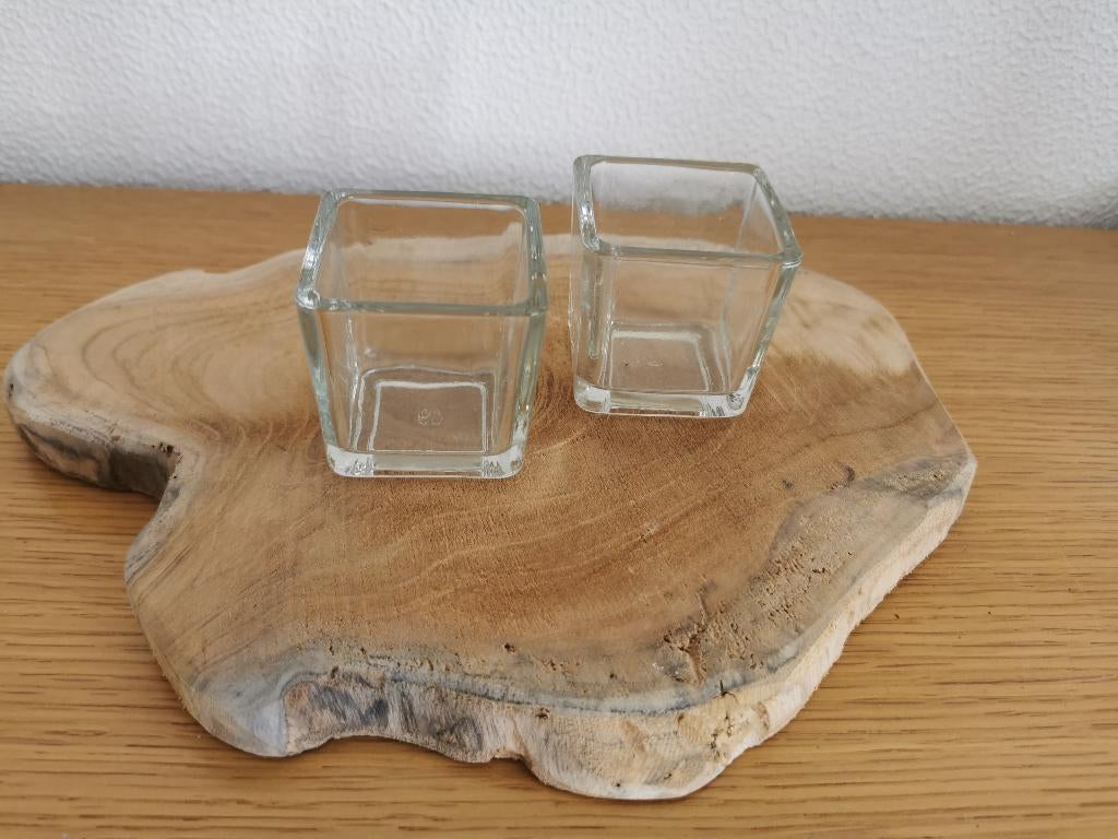 2 glazen vaas/bak/waxinehouder 5x5 cm hoogte 5 cm, Ophalen of Verzenden, Zo goed als nieuw
