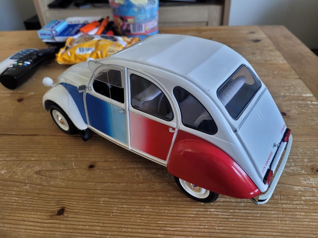 Citroen 2CV cocorico 1/12