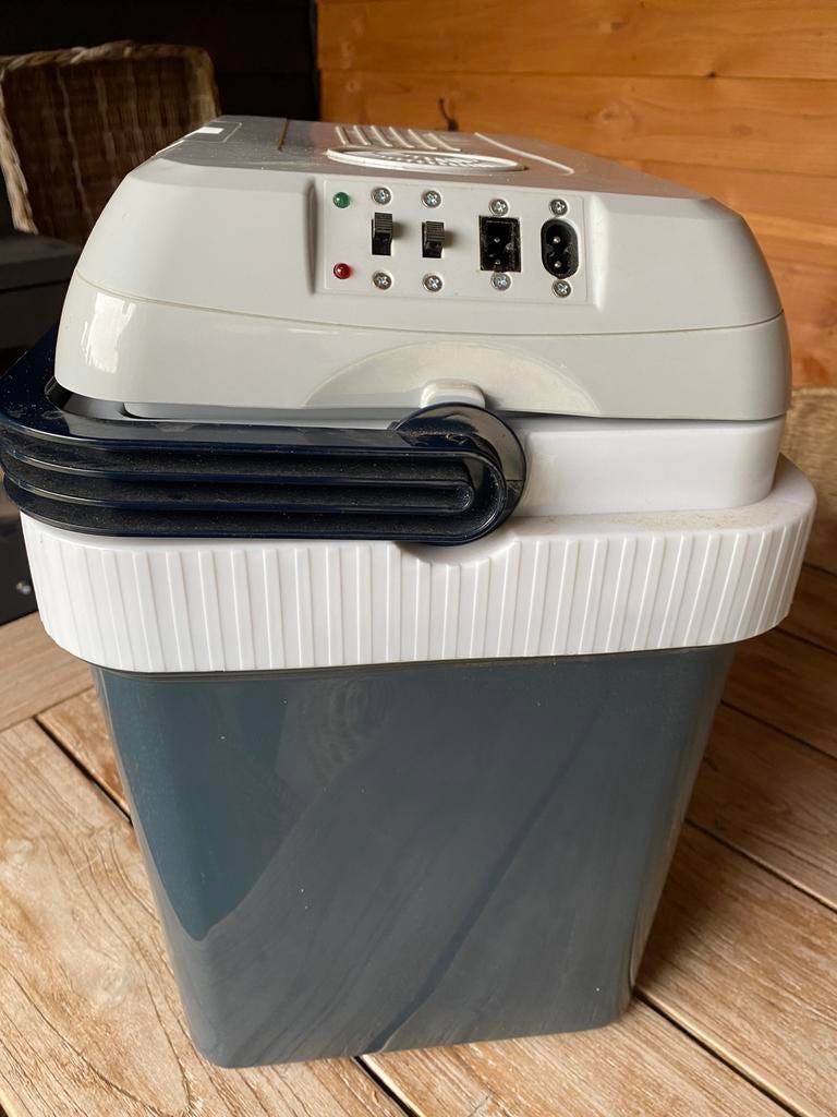 Koel en warmhoud box, Ophalen, Zo goed als nieuw, Koelelement