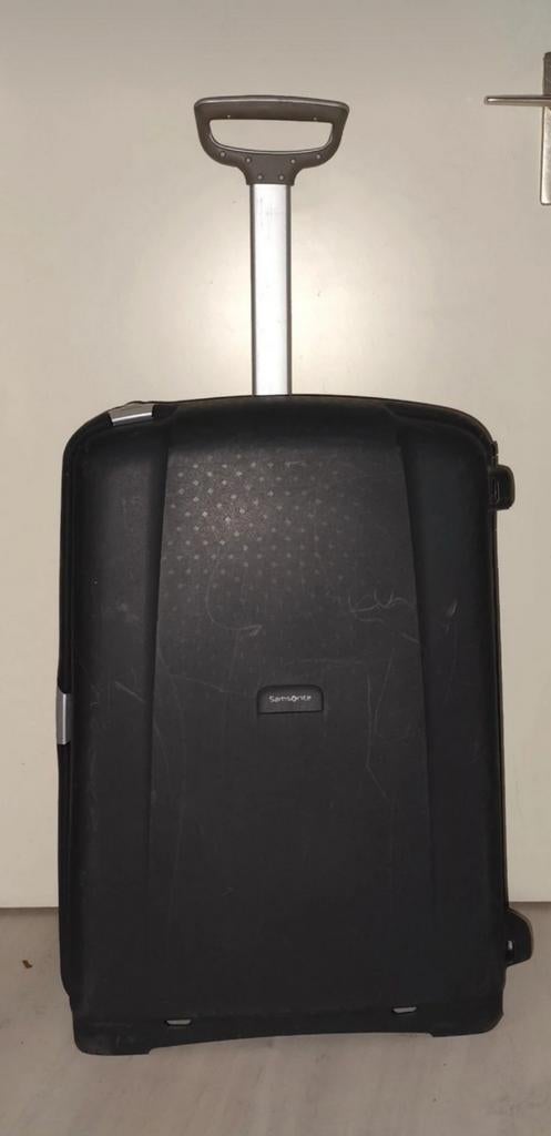 Grote koffer Samsonite 73x55x30 cm met 2 wielen met Tsa-Slot, Sieraden, Tassen en Uiterlijk, Koffers, Wieltjes, Hard kunststof