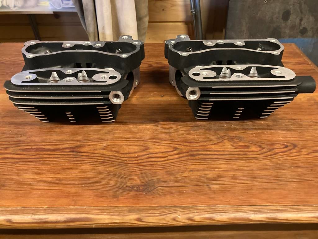 Nieuwe Sportster XL1200S  Cylinder heads Front/Rear, Ophalen of Verzenden, Nieuw