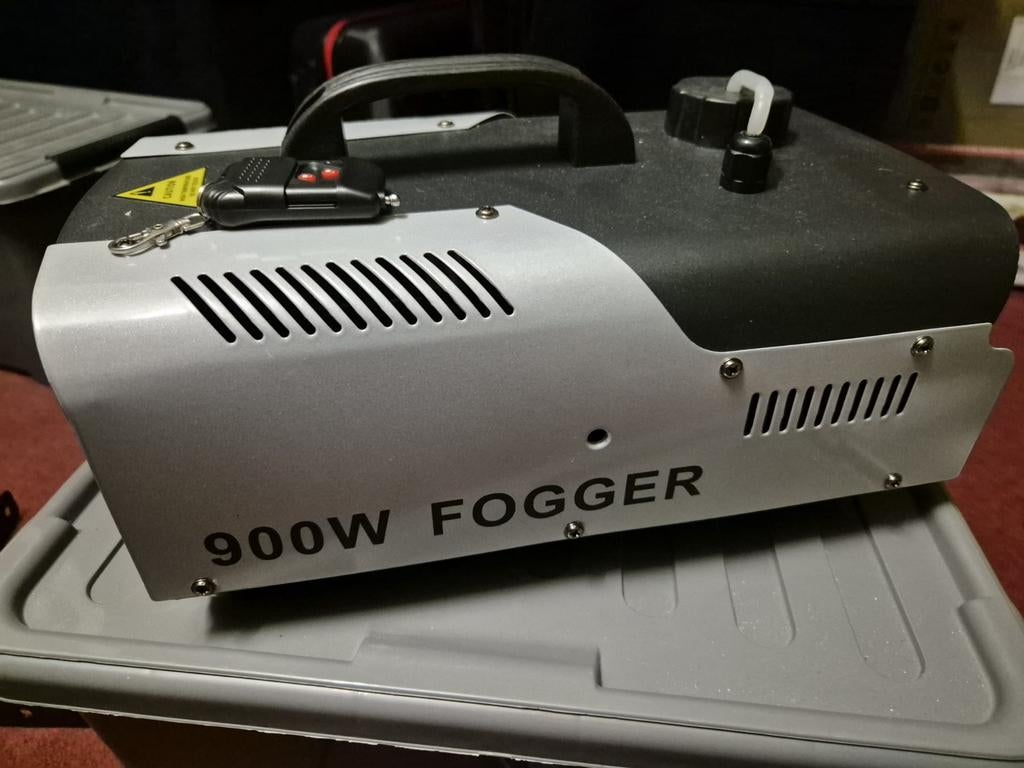 als nieuwe rookmachine mistmachine 900w met vloeistof, Ophalen, Zo goed als nieuw, Rookmachine