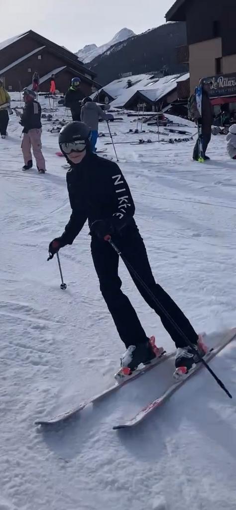 Skipak Nikkie, Ophalen of Verzenden, Zo goed als nieuw, Maat 38/40 (M), Pak