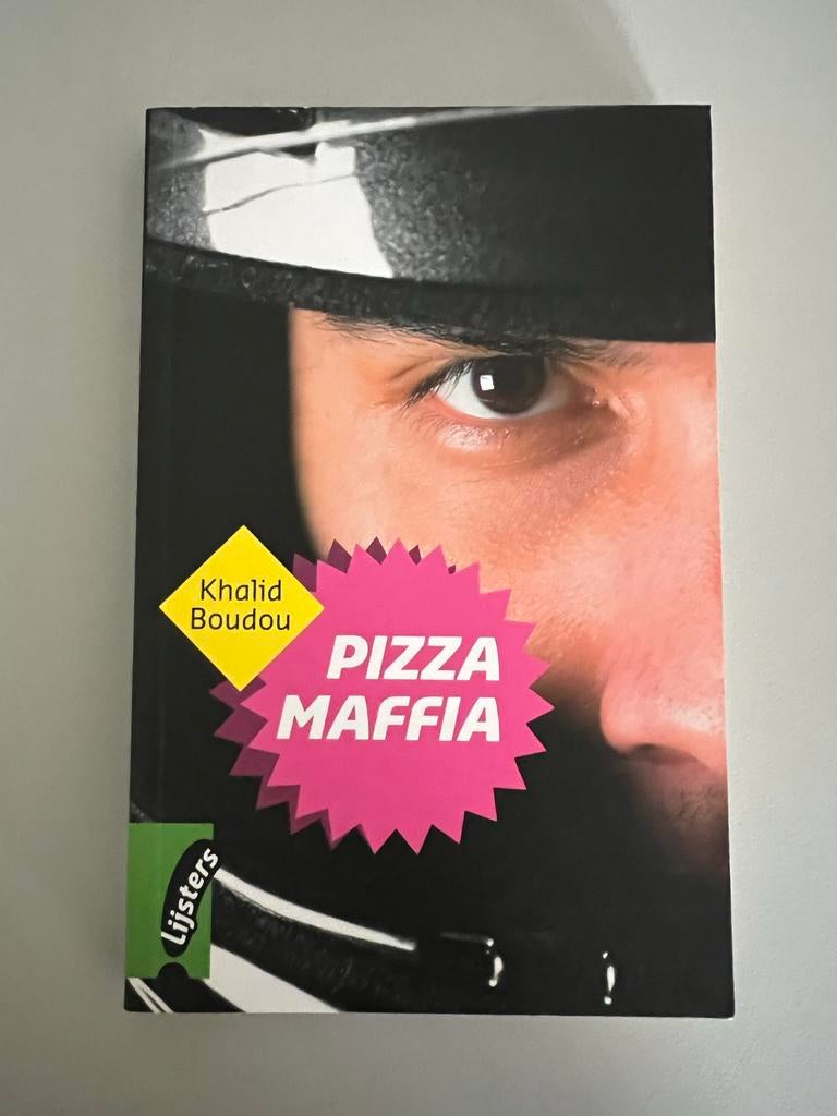 Pizza Maffia - Khalid Boudou, Ophalen of Verzenden, Zo goed als nieuw, Overige typen