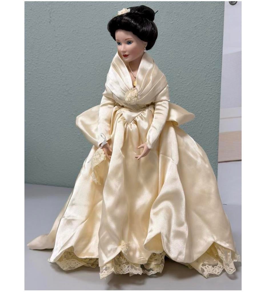 Ashton-Drake Galleries wedding Dress Doll 1994 signed + doos, Verzamelen, Ophalen of Verzenden, Zo goed als nieuw, H, H