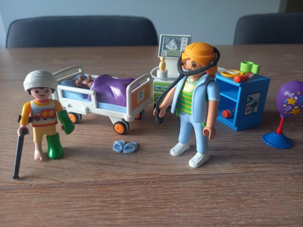 Playmobil Kinderziekenhuiskamer met dokter, Ophalen of Verzenden, Zo goed als nieuw