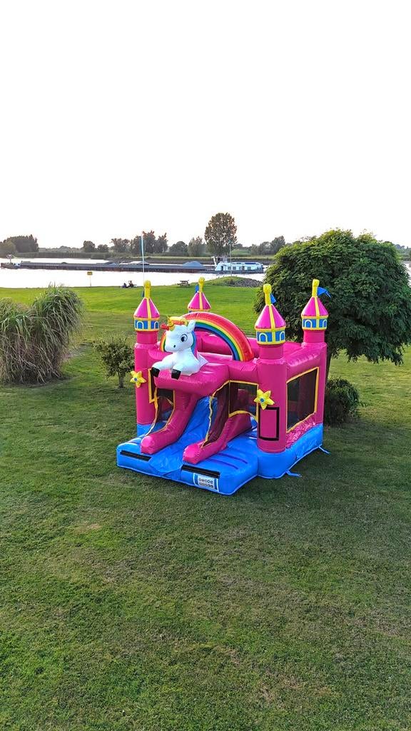 Unicorn springkussen te huur €100,- per dag, Hobby en Vrije tijd, Feestartikelen | Verhuur, Ophalen, Zo goed als nieuw, Verjaardag