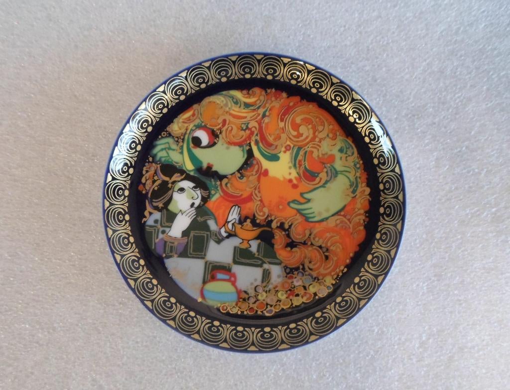 Rosenthal Bjorn Wiinblad Aladin VII, Ophalen of Verzenden, Zo goed als nieuw, Porselein, Bord of Schaal