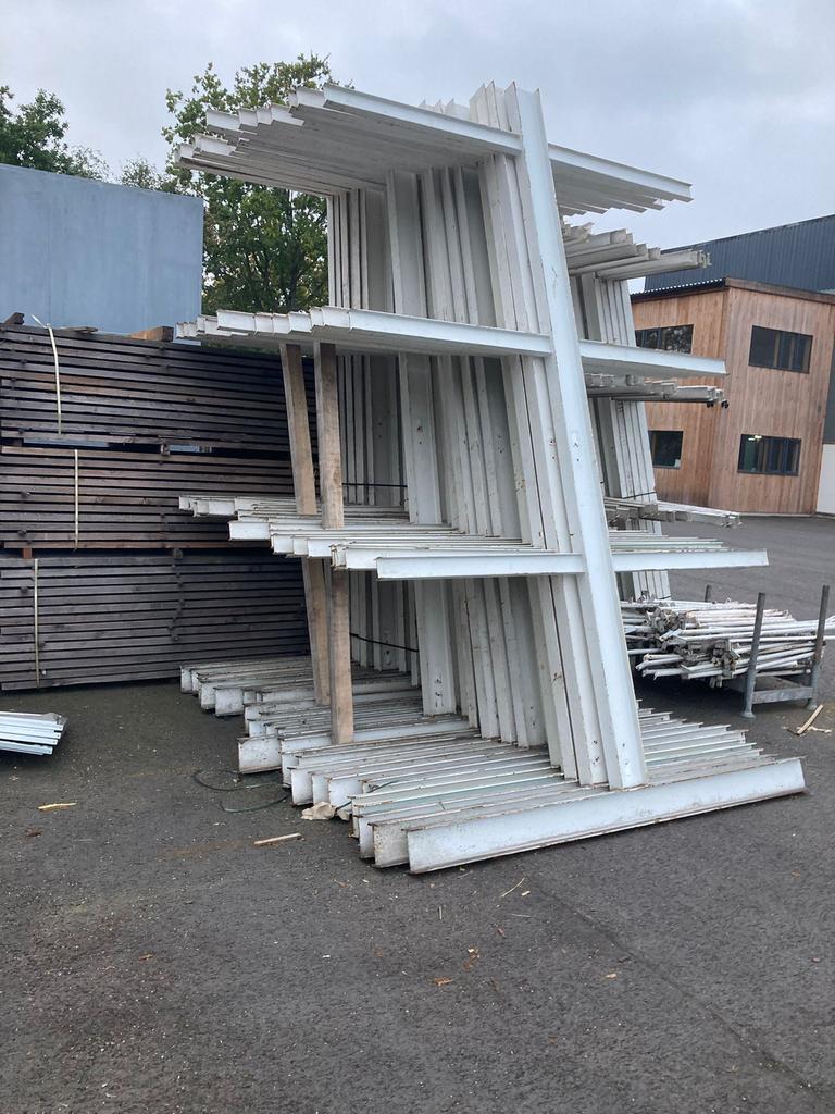 Zware Draagarmstelling Enkel / Dubbelzijdig, Ophalen