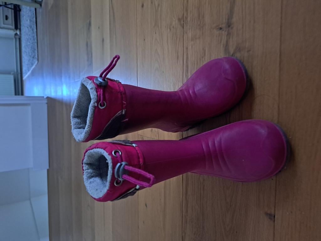 Sneeuwlaarzen maat 26 snowboots, Ophalen of Verzenden, Zo goed als nieuw, Meisje, Laarzen