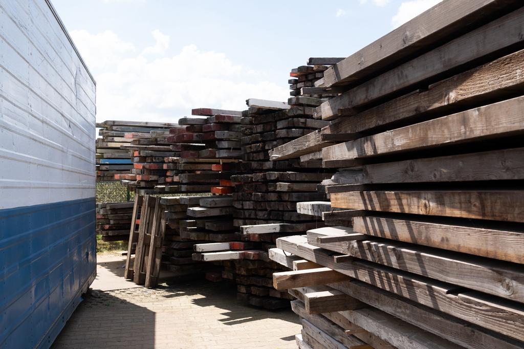 Grote partijen gebruikt balkhout!, Tuin en Terras, Palen, Balken en Planken, Ophalen of Verzenden, Zo goed als nieuw, Minder dan 180 cm