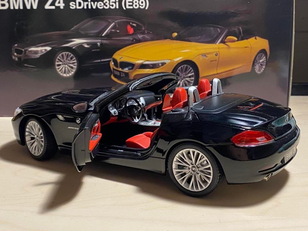 Bmw z4 e89 Kyosho 1:18, Ophalen of Verzenden, Zo goed als nieuw, Auto, Kyosho