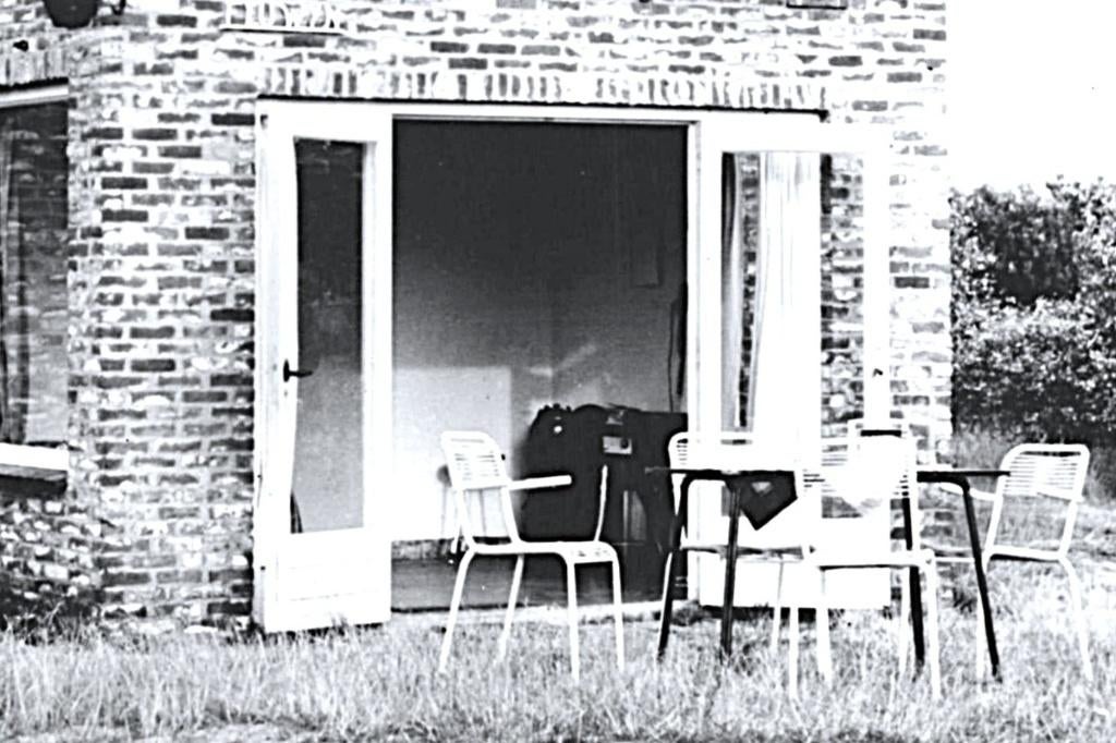 963764 Heeswijk NB 1966 Bungalow Wildhorst Gelopen met zegel, Ophalen of Verzenden, 1960 tot 1980, Gelopen, Noord-Brabant