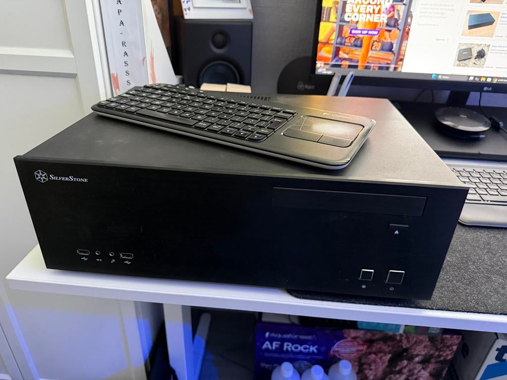 Silverstone Grandia HTPC / Mediacenter, Computers en Software, Desktop Pc's, Zo goed als nieuw, 3 tot 4 Ghz, HDD, 4 GB, Met videokaart