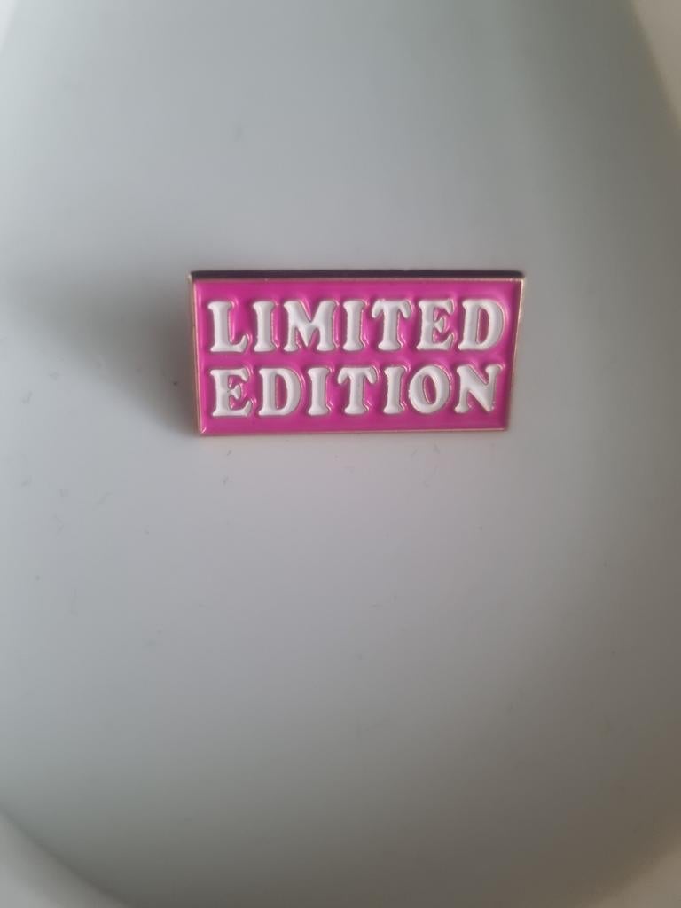 Oeteldonk Pin - Limited Edition Roze, Verzamelen, Ophalen of Verzenden
