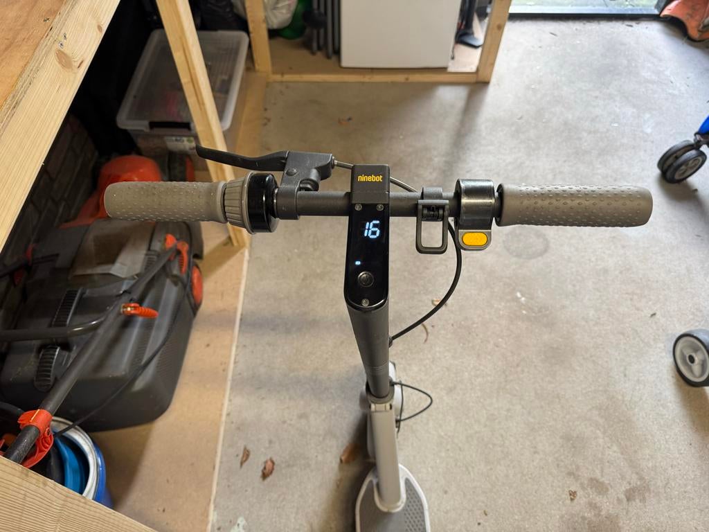 Ninebot Kickscooter G30LE - Zo goed als nieuw!, Ophalen, Zo goed als nieuw, Elektrische step (E-scooter)