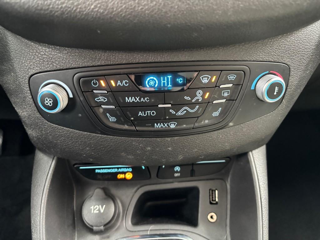 Ford TOURNEO COURIER 1.0 TITANIUM 100 PK NAVI AIRCO/ECC PDC, Euro 5, Gebruikt, Bedrijf, 19 km/l