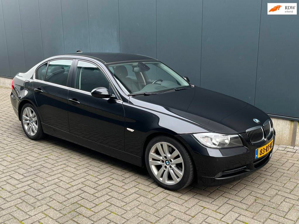 BMW 3-serie 325i Dynamic Executive, Auto's, BMW, Automaat, 745 kg, Achterwielaandrijving, Gebruikt