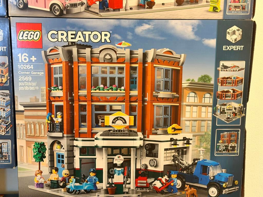 Lego Creator Expert 10264 Corner Garage, Kinderen en Baby's, Speelgoed | Duplo en Lego, Ophalen of Verzenden, Zo goed als nieuw
