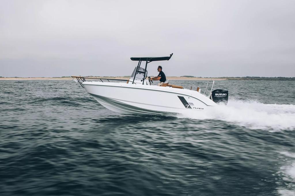 Beneteau Flyer 7 Spacedeck | Samenstellen vanaf 38.430,-, Nieuw, Polyester, Overige brandstoffen, 6 meter of meer