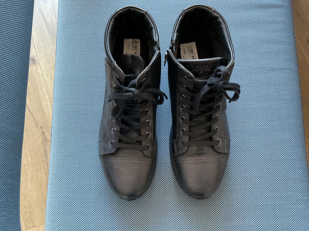 Joya dames schoenen, maat 7, bijna nieuw, Ophalen, Zo goed als nieuw, Zwart, Sneakers of Gympen