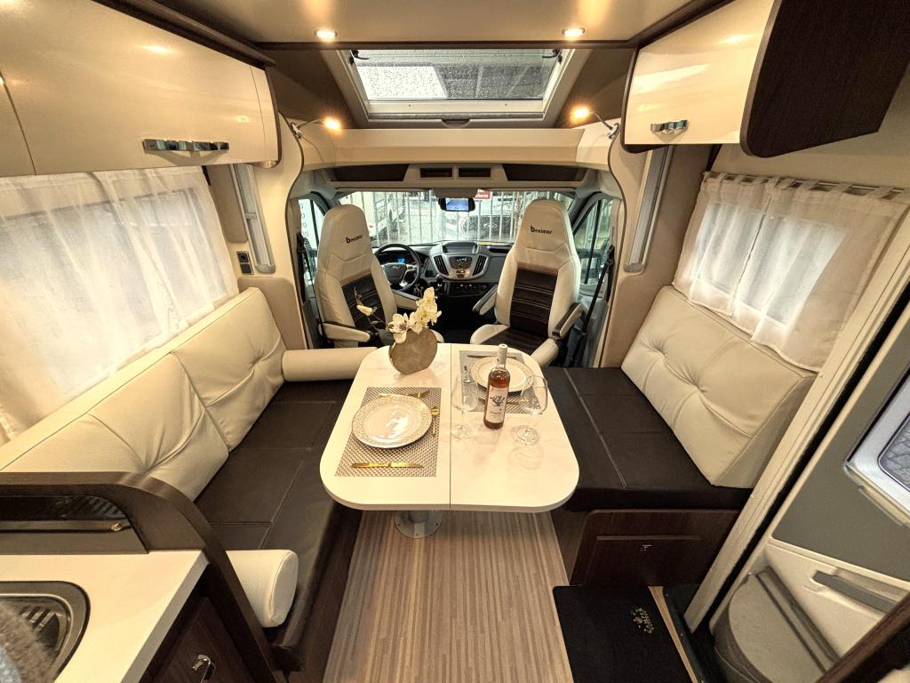 Benimar Tessoro 467 ENKELE BEDDEN HEFBED FACE TO FACE LEDER, Ford, 7 tot 8 meter, Bedrijf, Half-integraal