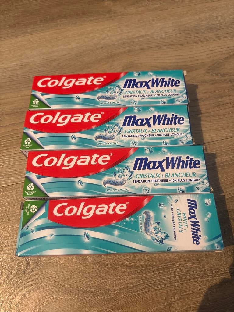 Colgate Max White tandpasta, 4 stuks, Sieraden, Tassen en Uiterlijk, Uiterlijk | Mondverzorging, Ophalen of Verzenden, Nieuw, Tandpasta