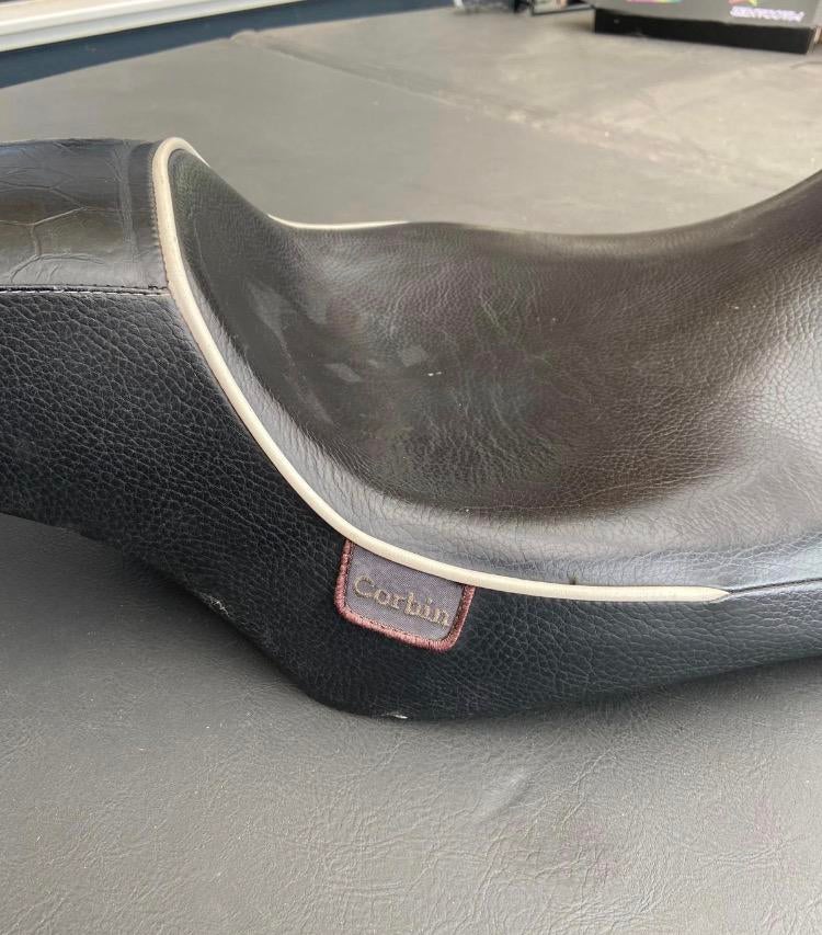 Zadel voor Yamaha road liner, Ophalen, Gebruikt