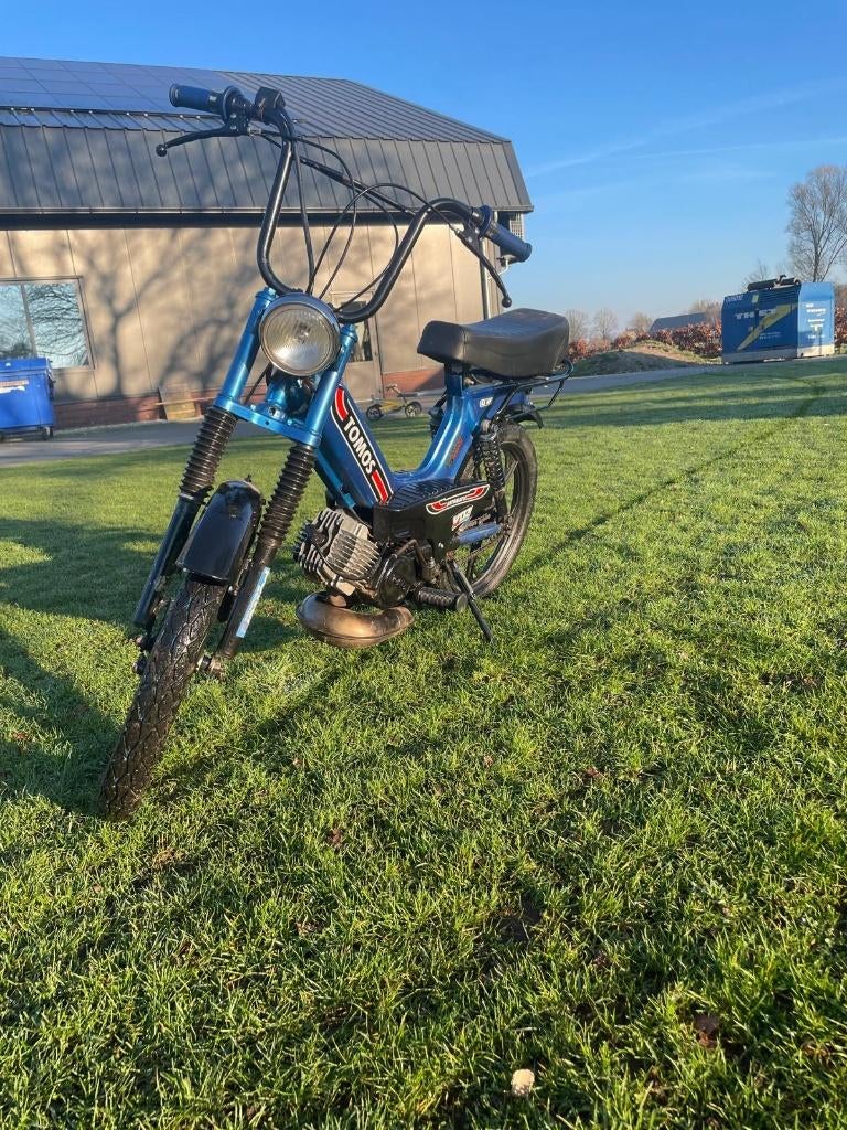 mooie tomos a35 65cc, Fietsen en Brommers, Ophalen, Maximaal 45 km/u, 65 cc, Zo goed als nieuw