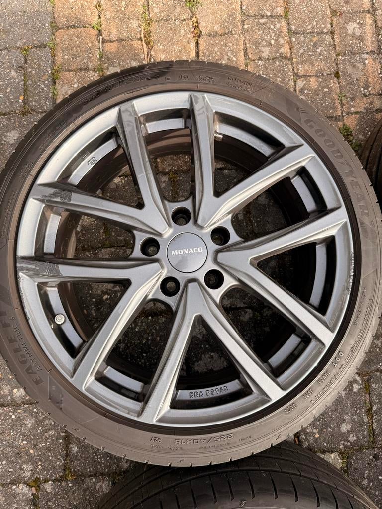 Monza 18 inch velgen Goodyear Eagle F1 renault megane, 18 inch, Gebruikt, Banden en Velgen, Ophalen of Verzenden