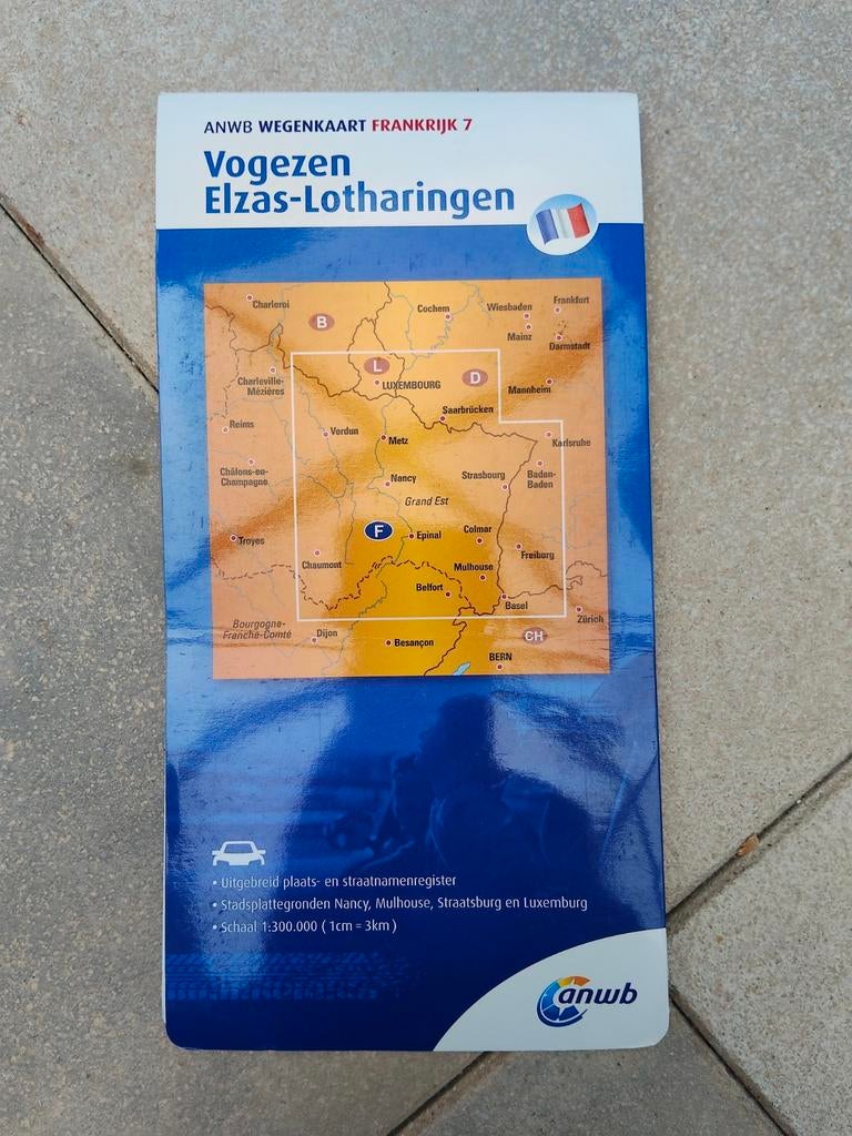 2 kaarten gebied Vogezen Luxemburg. Wegenkaart Wandelkaart, Ophalen of Verzenden, 2000 tot heden, Frankrijk, Landkaart