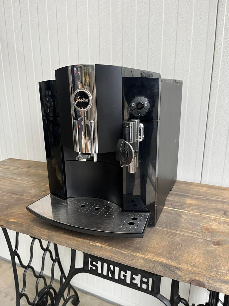 Jura Impressa C9, Ophalen, 10 kopjes of meer, Koffiemachine, Zo goed als nieuw