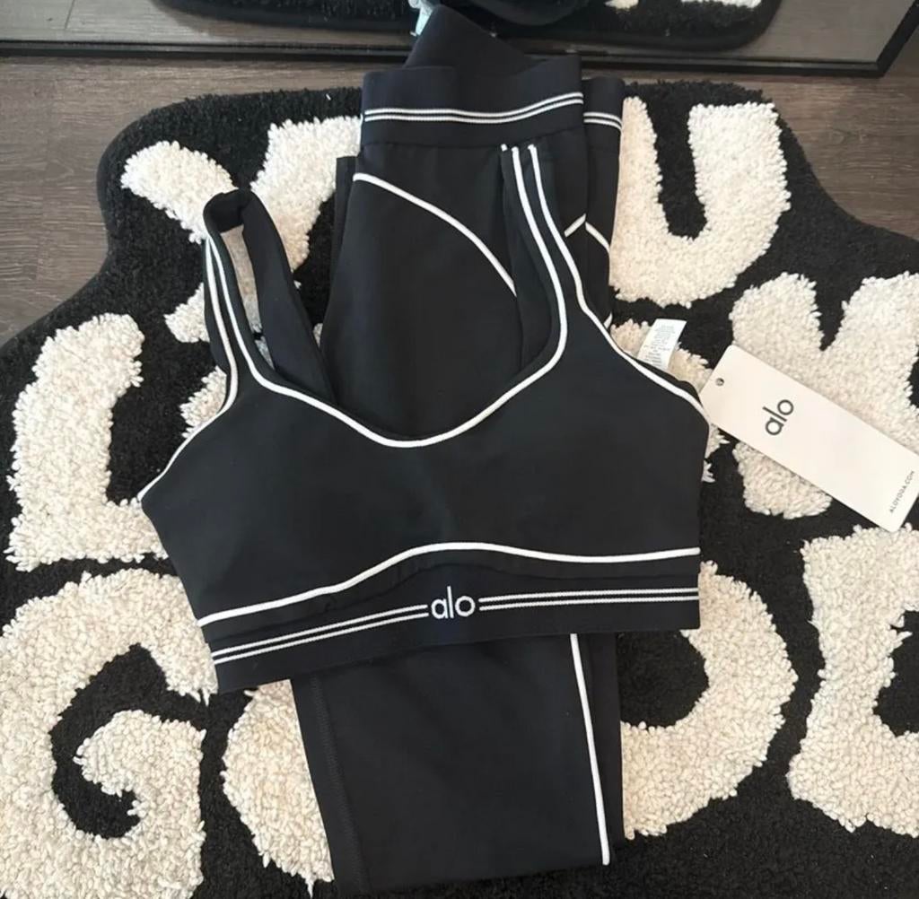 Yoga set alo nieuw set maat S en M, Zwart, Nieuw, Ophalen of Verzenden, Maat 36 (S)