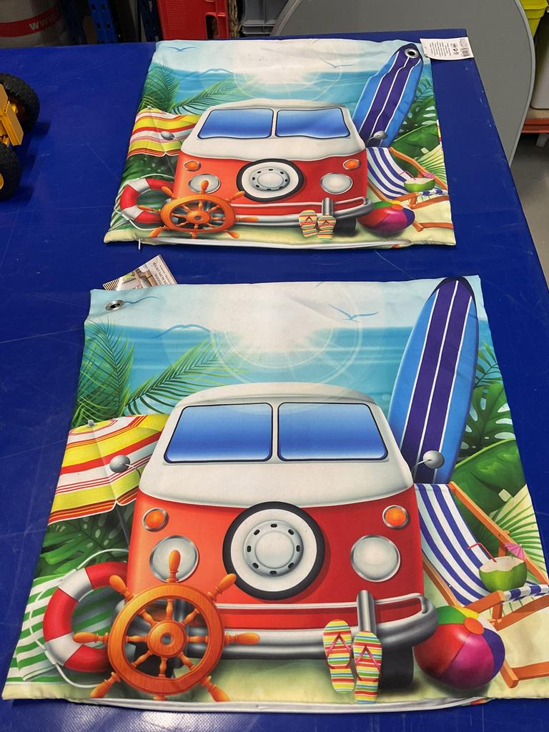Vw Bus kussenhoes 9 euro per stuk, Ophalen, Zo goed als nieuw, Auto's
