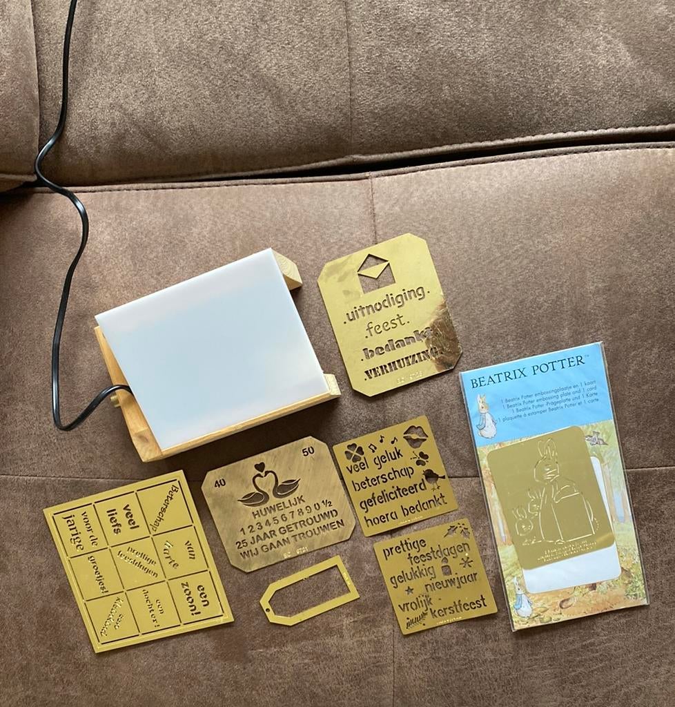 Embrossing met lichtkast, Ophalen of Verzenden, Gebruikt, Materiaal