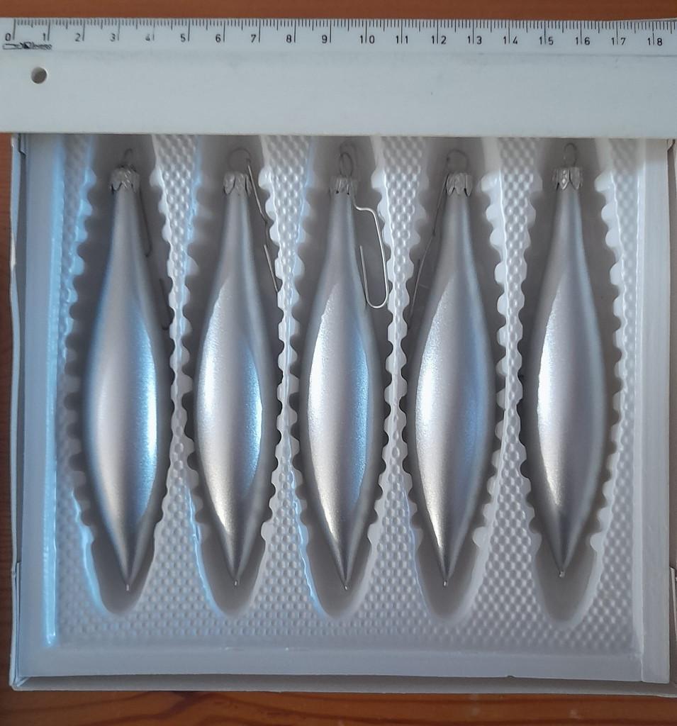 Zilveren ovale kerstballen, Ophalen, Zo goed als nieuw