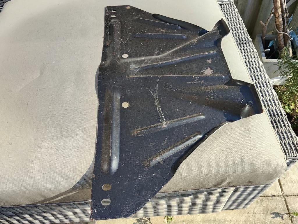 Kever Framekop Bodemplaat, Ophalen, Nieuw, Spatbord, Volkswagen