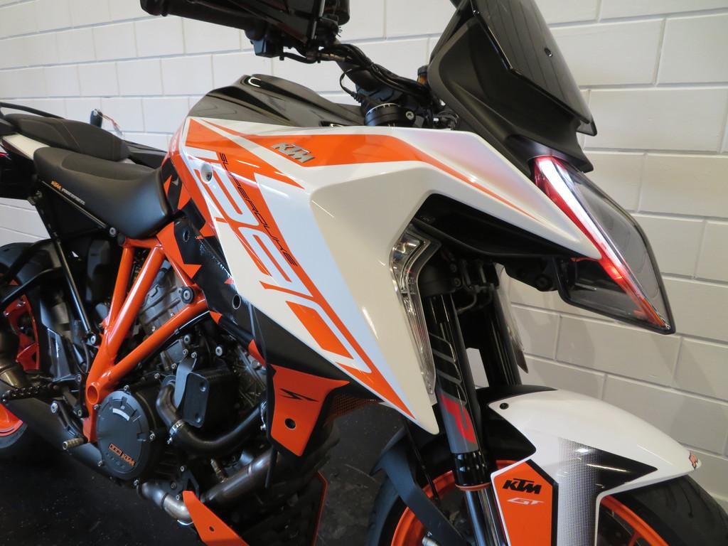 KTM 1290 KTM SUPERDUKE GT TECKPACK AKRA - foto 3