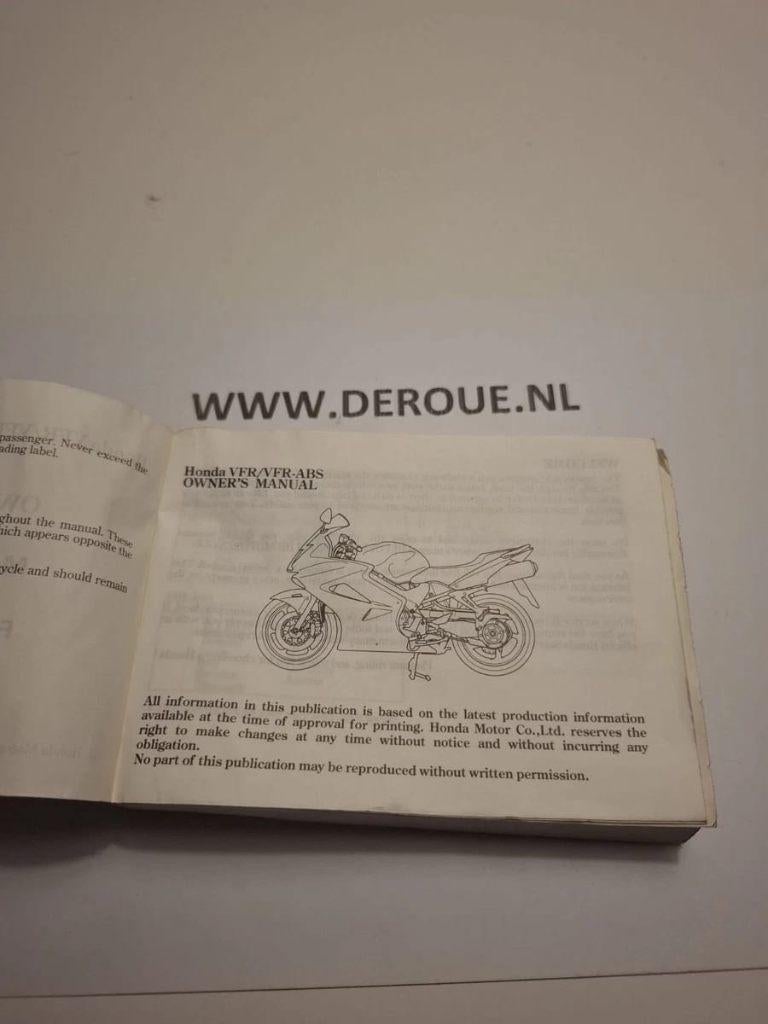 102 0WNERS MANUAL HONDA VFR800/ABS  2002  USED, Ophalen of Verzenden, Honda