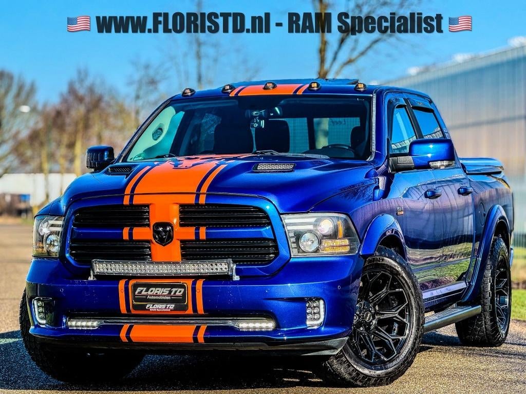 DODGE RAM 1500 5.7L HEMI V8 4X4 401PK*SPORT*LAGE BIJTELLING*, Auto's, Automaat, Blauw, Leder, Bedrijf